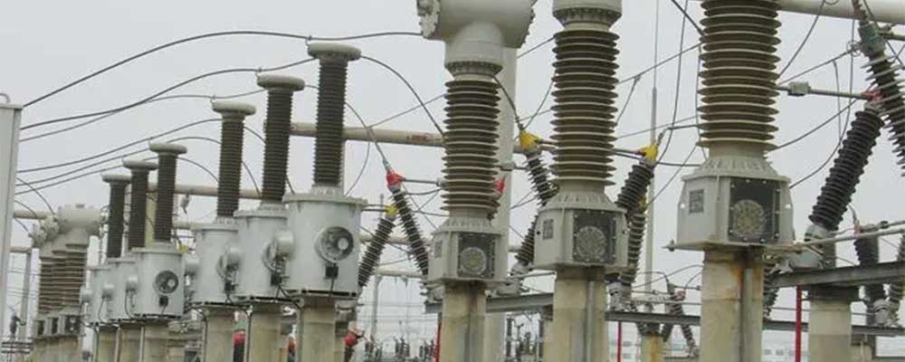 What is composite hollow core insulator?